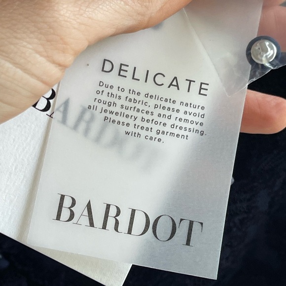 NWT Bardot Reid Navy Blue Lace Long Sleeve Minidress - Picture 8 of 12